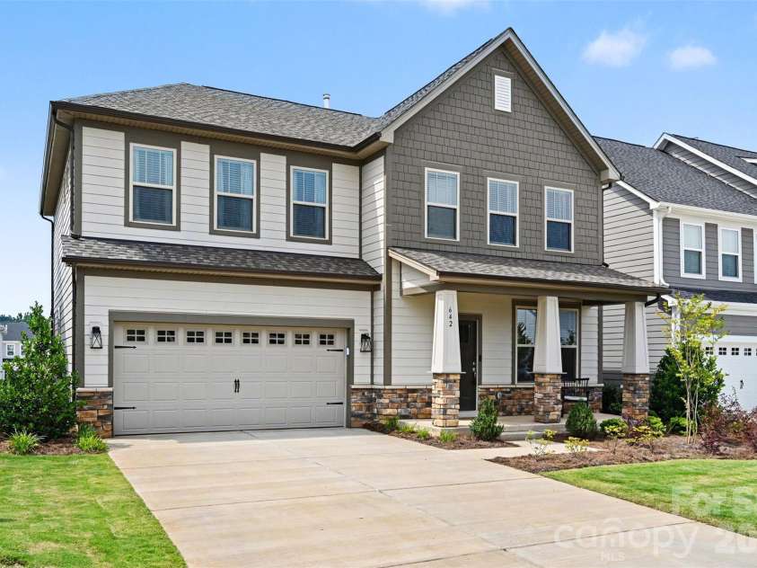 642 Amberjack Place, York, SC 29745.  MLS# CAR4390325, YatesRealty ID 28848. 