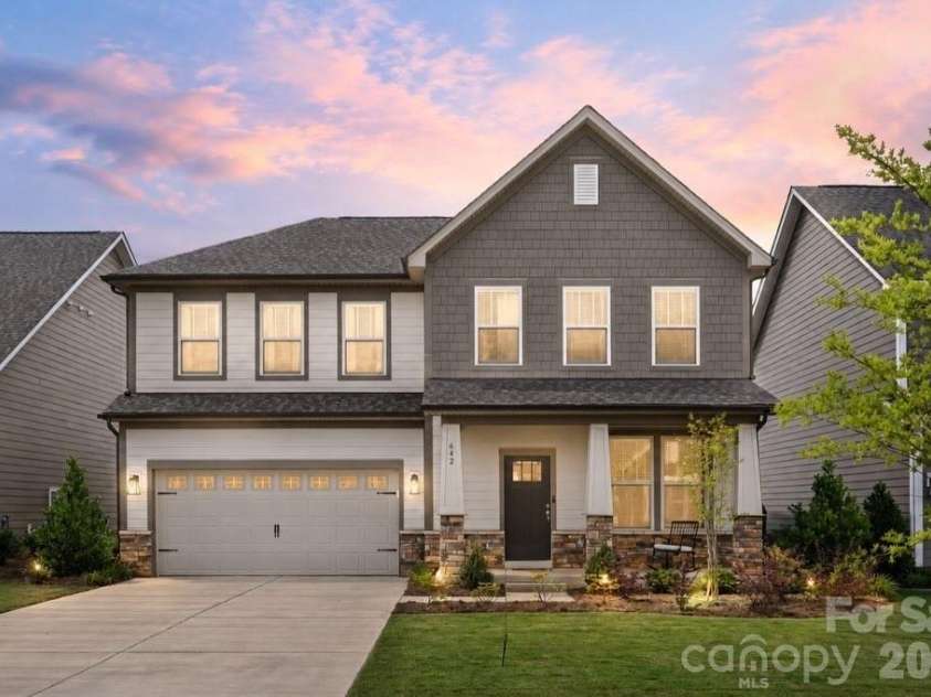 642 Amberjack Place, York, SC 29745.  MLS# CAR4390325, YatesRealty ID 28848. 