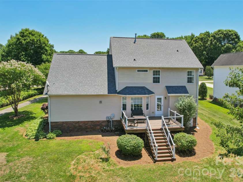 246 Maple Ridge Circle, Salisbury, NC 28147.  MLS# CAR4390588, YatesRealty ID 28849. 