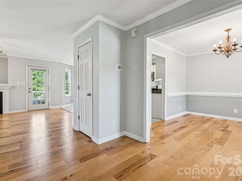 246 Maple Ridge Circle, Salisbury, NC 28147.  MLS# CAR4390588, YatesRealty ID 28849. Welcome home!