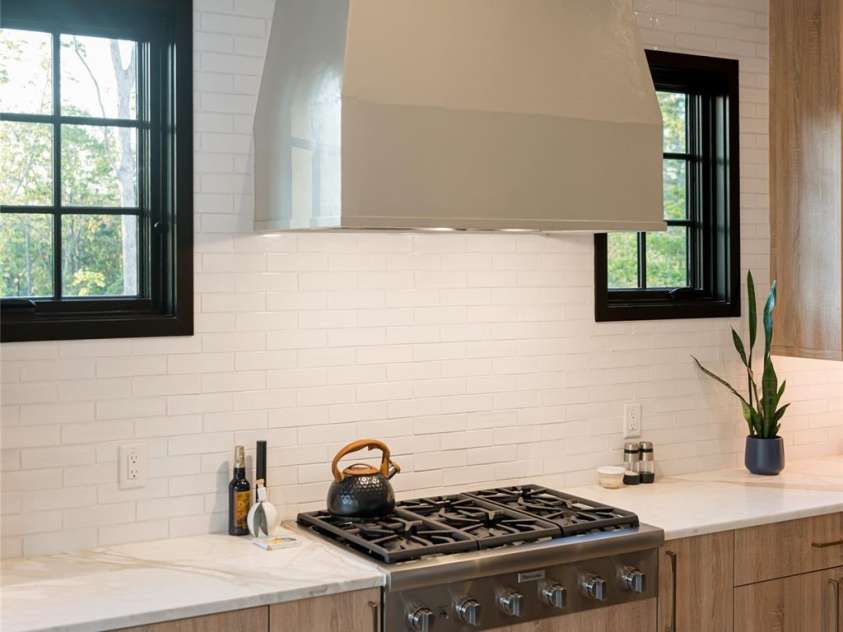 320 Flowering Vine Court, Asheville, NC 28803.  MLS# CAR4282036, YatesRealty ID 28849. 