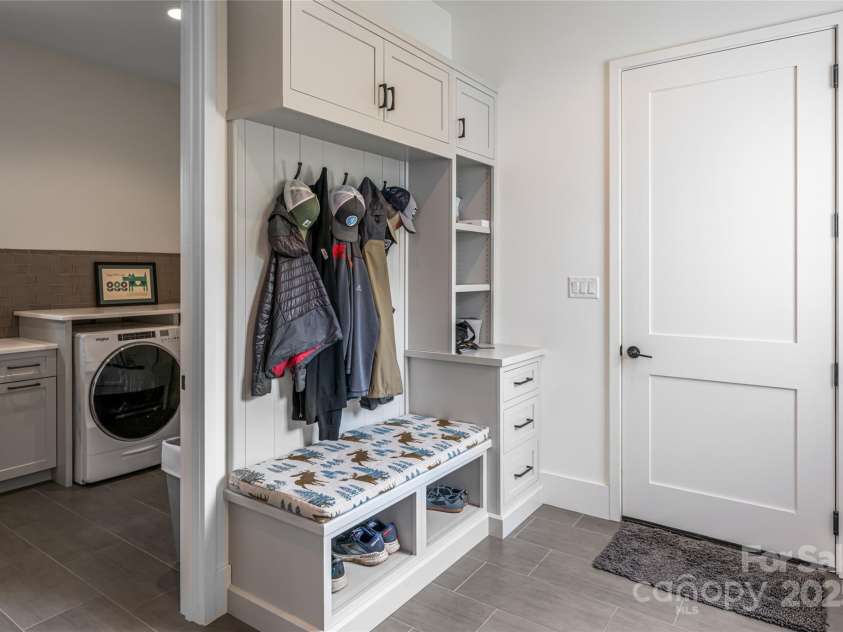 320 Flowering Vine Court, Asheville, NC 28803.  MLS# CAR4282036, YatesRealty ID 28849. 