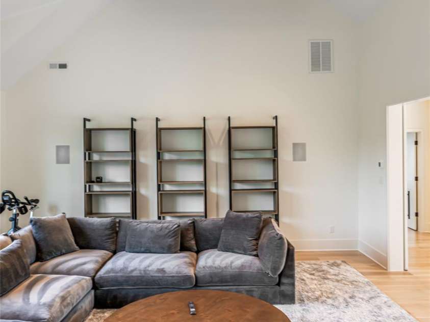 320 Flowering Vine Court, Asheville, NC 28803.  MLS# CAR4282036, YatesRealty ID 28849. 