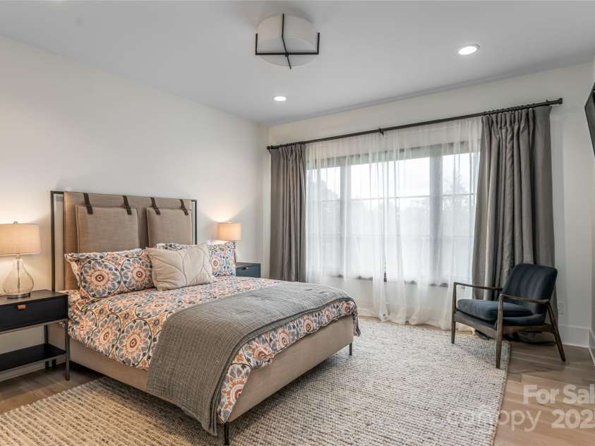 320 Flowering Vine Court, Asheville, NC 28803.  MLS# CAR4282036, YatesRealty ID 28849. 