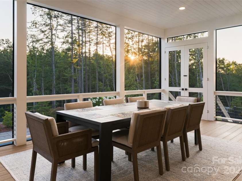 320 Flowering Vine Court, Asheville, NC 28803.  MLS# CAR4282036, YatesRealty ID 28849. 