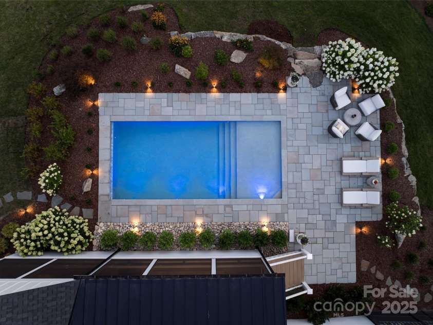 320 Flowering Vine Court, Asheville, NC 28803.  MLS# CAR4282036, YatesRealty ID 28849. 