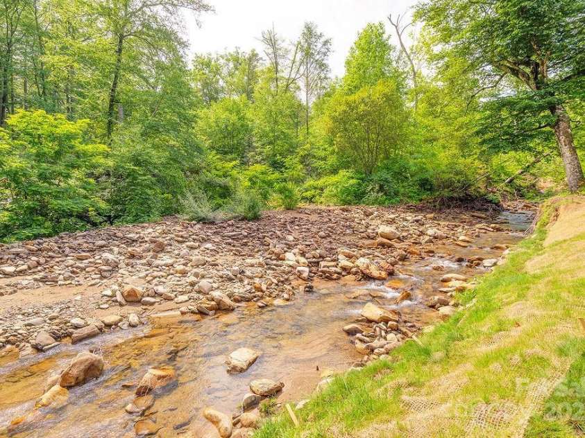 2143 Pisgah Highway, Candler, NC 28715.  MLS# CAR4266869, YatesRealty ID 2885. 