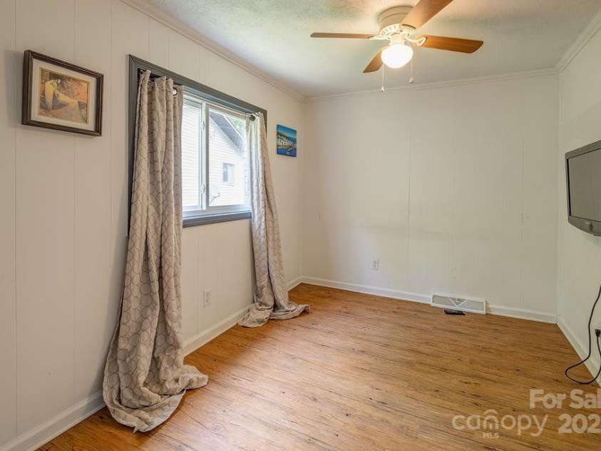 2143 Pisgah Highway, Candler, NC 28715.  MLS# CAR4266869, YatesRealty ID 2885. 