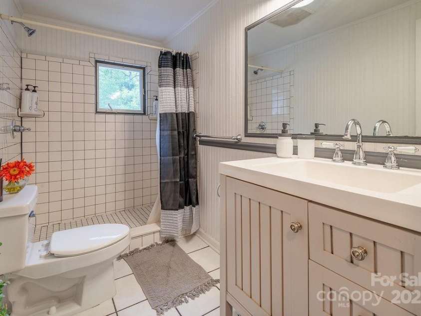 2143 Pisgah Highway, Candler, NC 28715.  MLS# CAR4266869, YatesRealty ID 2885. 