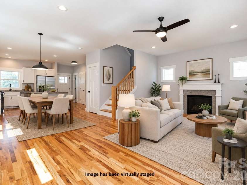 33 Loblolly Lane, Asheville, NC 28803.  MLS# CAR4228799, YatesRealty ID 2885. Living Room - Virtually Staged