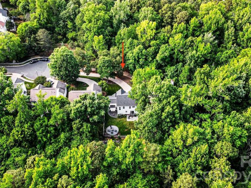 6752 Allness Glen Lane, Charlotte, NC 28269.  MLS# CAR4376482, YatesRealty ID 28852. 