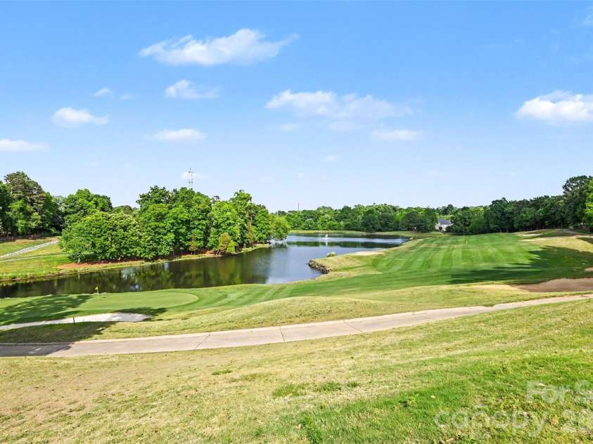 6752 Allness Glen Lane, Charlotte, NC 28269.  MLS# CAR4376482, YatesRealty ID 28852. 