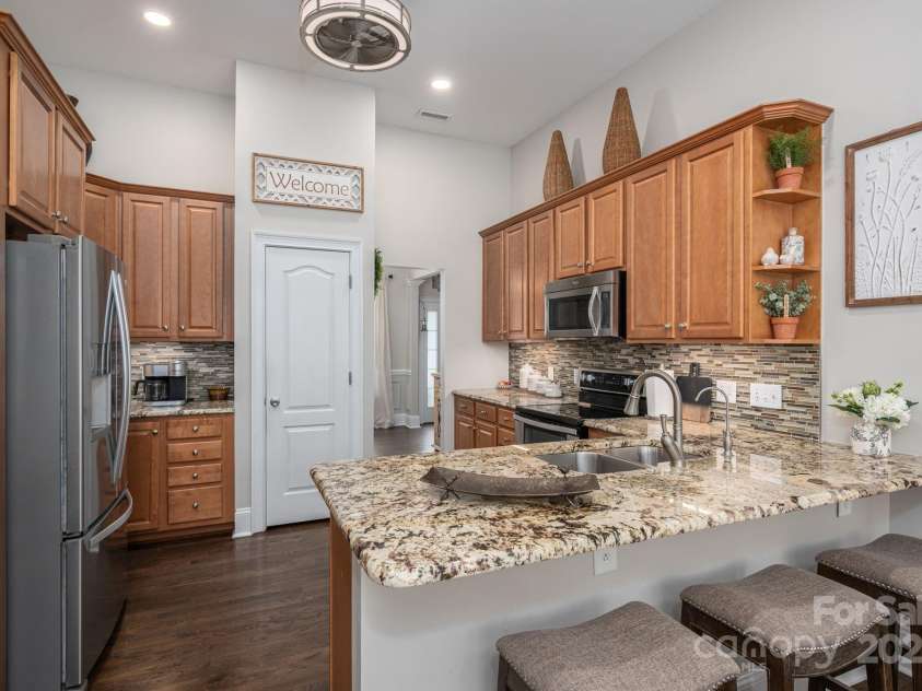 7988 Golf Course Drive, Denver, NC 28037.  MLS# CAR4269916, YatesRealty ID 28855. 