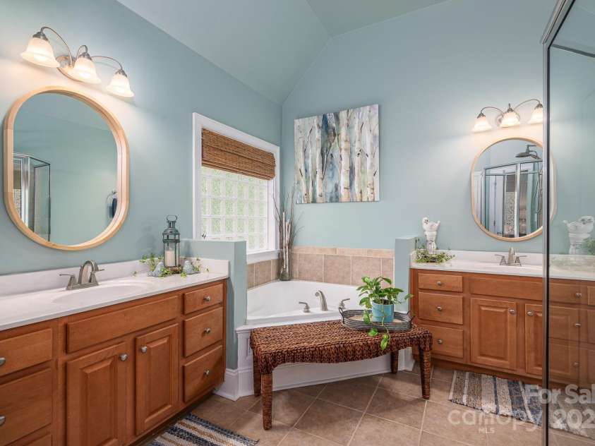 7988 Golf Course Drive, Denver, NC 28037.  MLS# CAR4269916, YatesRealty ID 28855. 