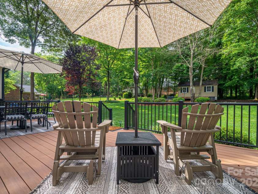 7988 Golf Course Drive, Denver, NC 28037.  MLS# CAR4269916, YatesRealty ID 28855. 