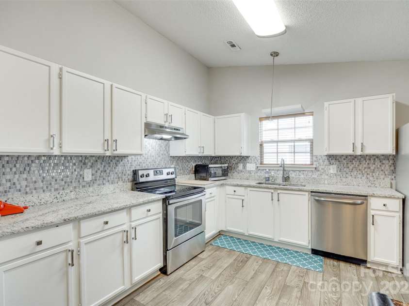 1791 Rosewell Drive, Rock Hill, SC 29732.  MLS# CAR4263009, YatesRealty ID 28856. 