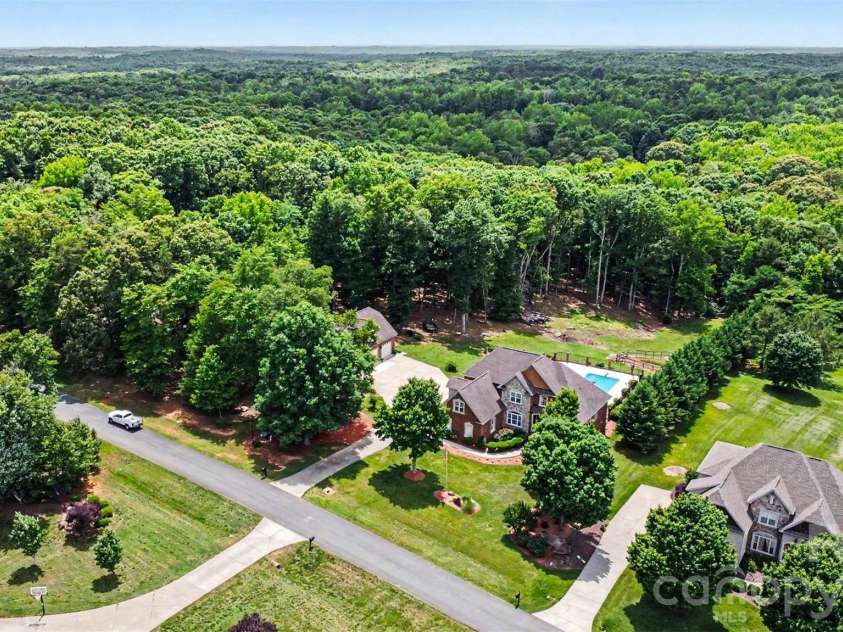 4710 Pimlico Lane, Waxhaw, NC 28173.  MLS# CAR4388493, YatesRealty ID 28857. 