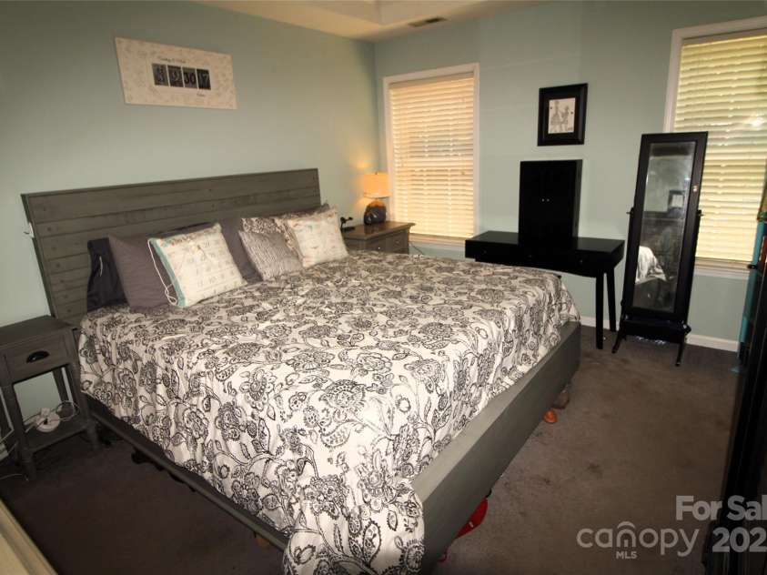 534 Pennyfields Lane, Clover, SC 29710.  MLS# CAR4285408, YatesRealty ID 28857. 