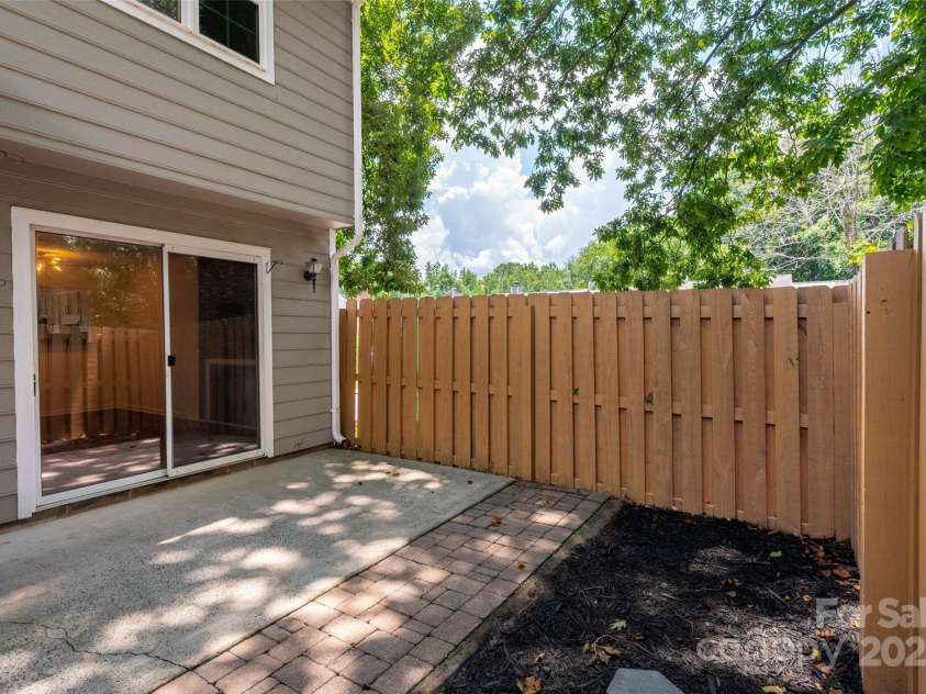 6013 Heath Valley Road, Charlotte, NC 28210.  MLS# CAR4276704, YatesRealty ID 28858. 
