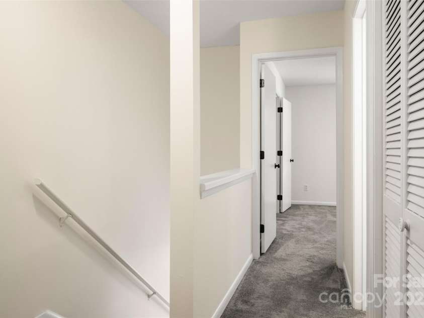 6013 Heath Valley Road, Charlotte, NC 28210.  MLS# CAR4276704, YatesRealty ID 28858. 