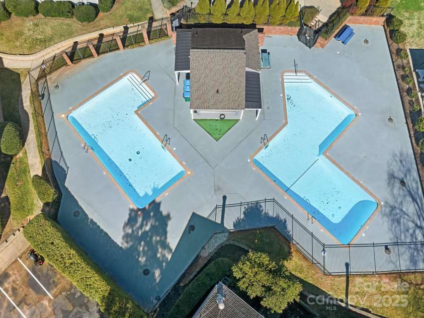 6013 Heath Valley Road, Charlotte, NC 28210.  MLS# CAR4276704, YatesRealty ID 28858. Two community pools!