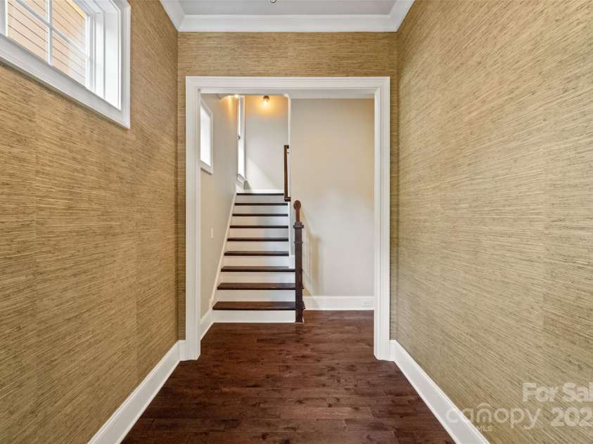 115 Boyce Road, Charlotte, NC 28211.  MLS# CAR4276477, YatesRealty ID 28859. 