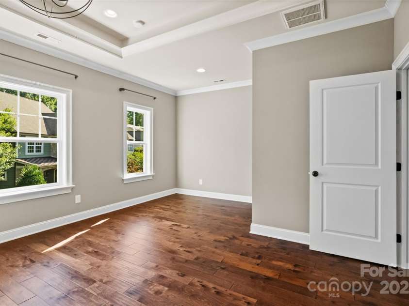 115 Boyce Road, Charlotte, NC 28211.  MLS# CAR4276477, YatesRealty ID 28859. 