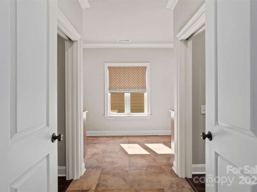 115 Boyce Road, Charlotte, NC 28211.  MLS# CAR4276477, YatesRealty ID 28859. 