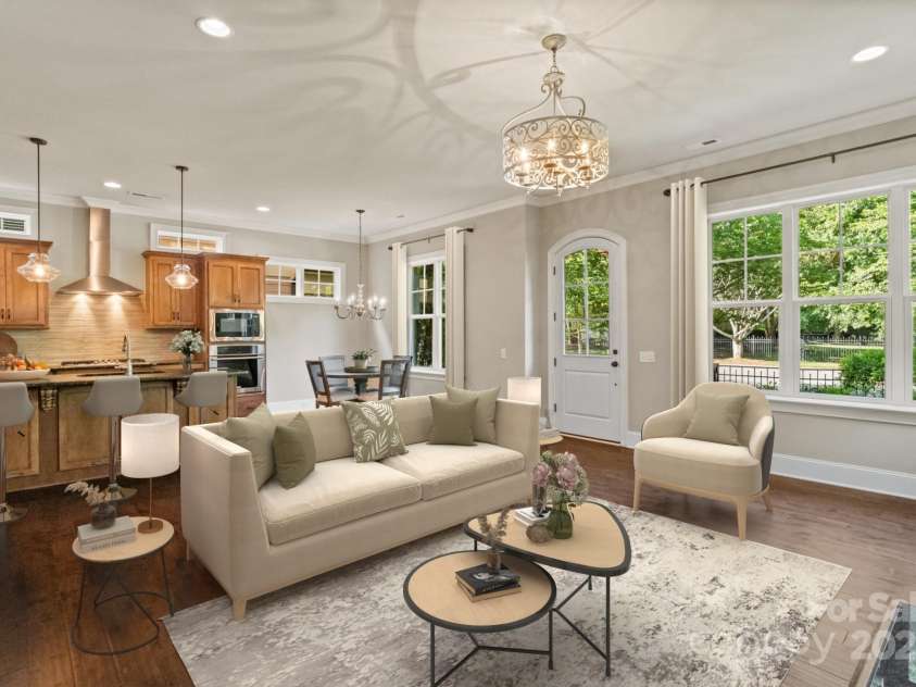 115 Boyce Road, Charlotte, NC 28211.  MLS# CAR4276477, YatesRealty ID 28859. Virtually staged