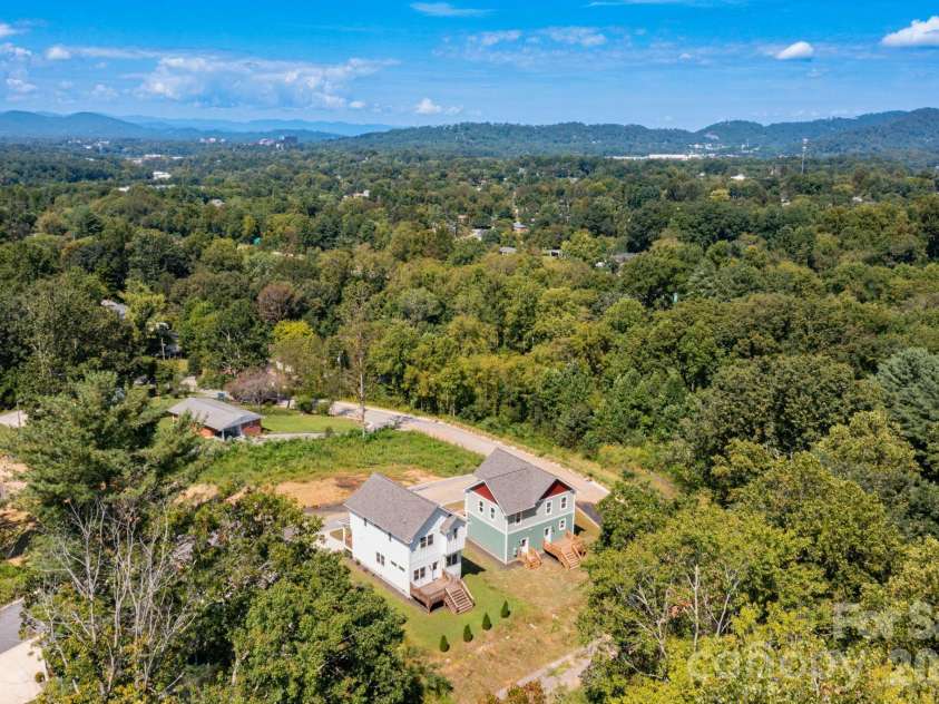 35 Loblolly Lane, Asheville, NC 28803.  MLS# CAR4228836, YatesRealty ID 2886. Aerial Image