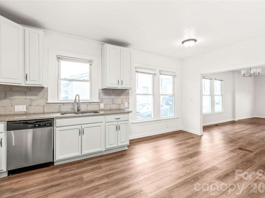 417 Broad Street, Gastonia, NC 28052.  MLS# CAR4335095, YatesRealty ID 2886. 