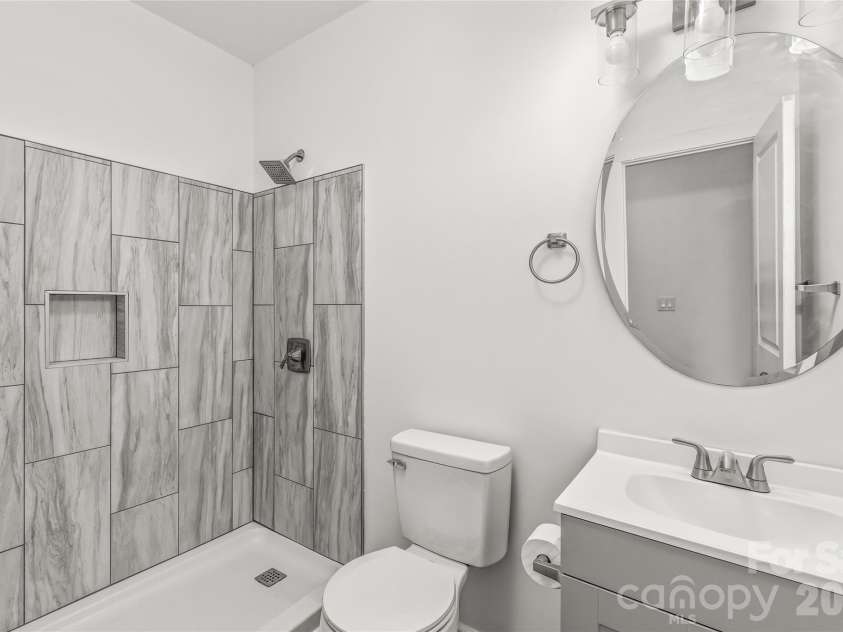 417 Broad Street, Gastonia, NC 28052.  MLS# CAR4335095, YatesRealty ID 2886. 