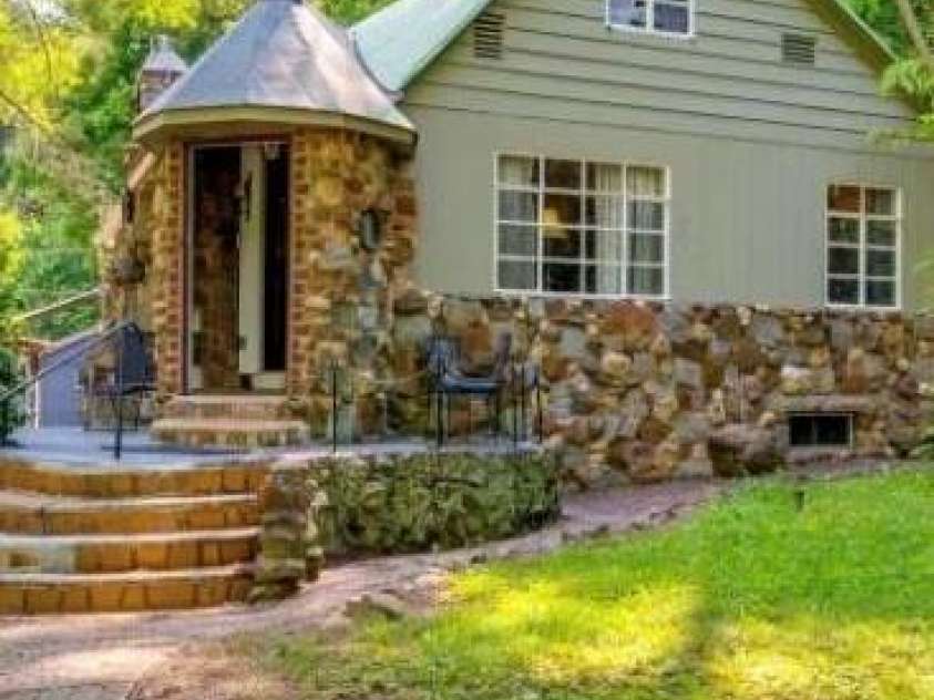 1740 Hollywood Drive, Salisbury, NC 28144.  MLS# CAR4387058, YatesRealty ID 28860. 