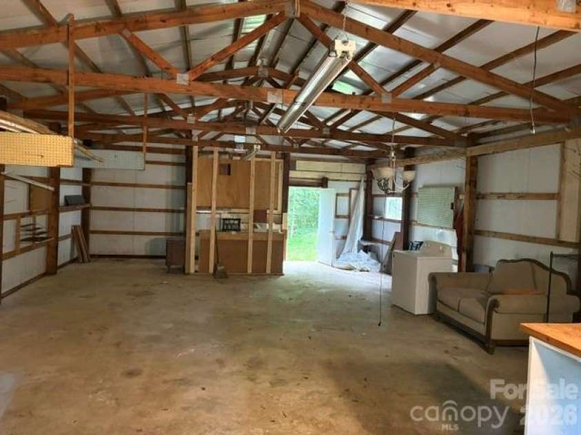 1740 Hollywood Drive, Salisbury, NC 28144.  MLS# CAR4387058, YatesRealty ID 28860. 