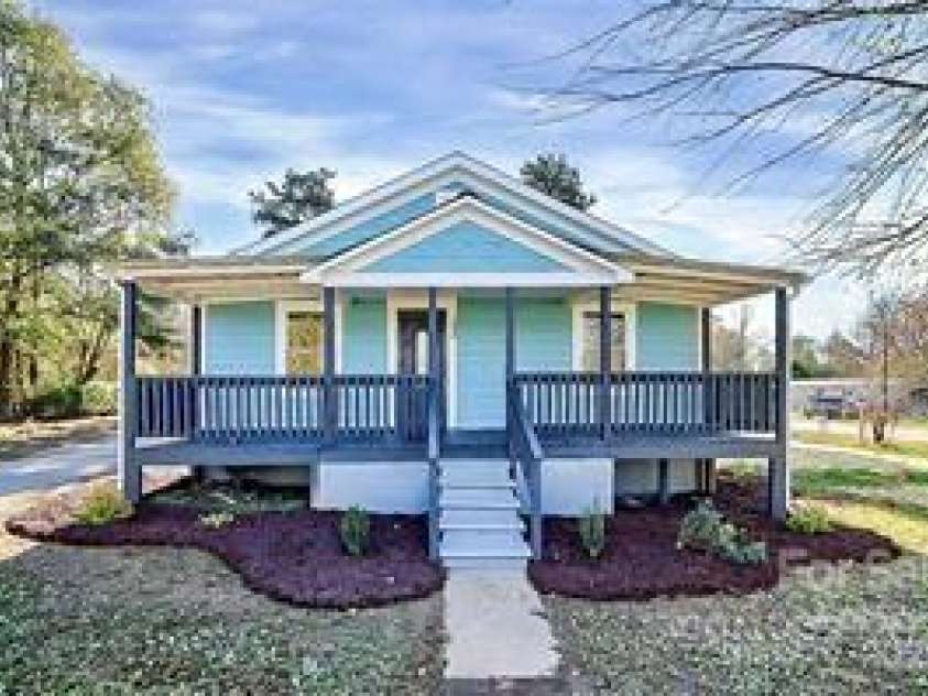 209 Fairdale Street, Kings Mountain, NC 28086.  MLS# CAR4285860, YatesRealty ID 28860. 