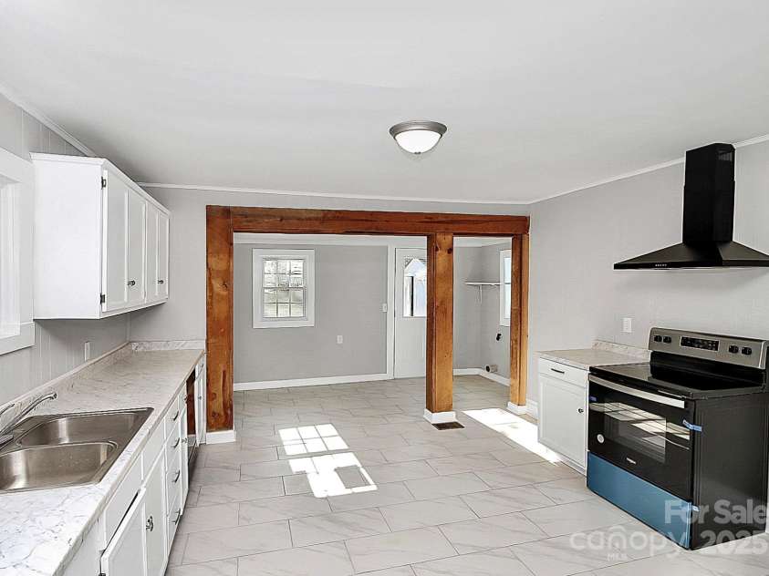 209 Fairdale Street, Kings Mountain, NC 28086.  MLS# CAR4285860, YatesRealty ID 28860. 