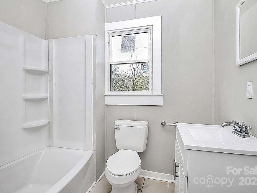 209 Fairdale Street, Kings Mountain, NC 28086.  MLS# CAR4285860, YatesRealty ID 28860. 