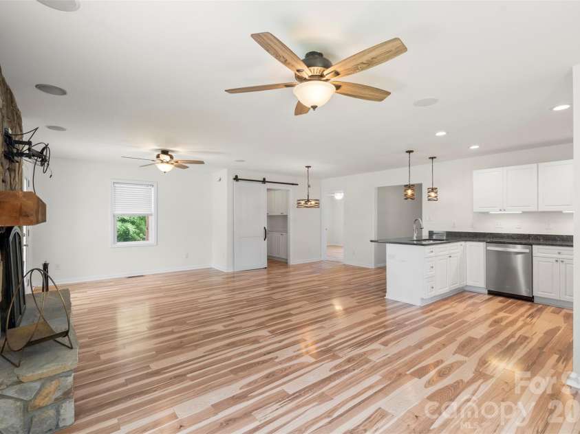 2201 Bow Brook Trail, Matthews, NC 28104.  MLS# CAR4386664, YatesRealty ID 28861. 