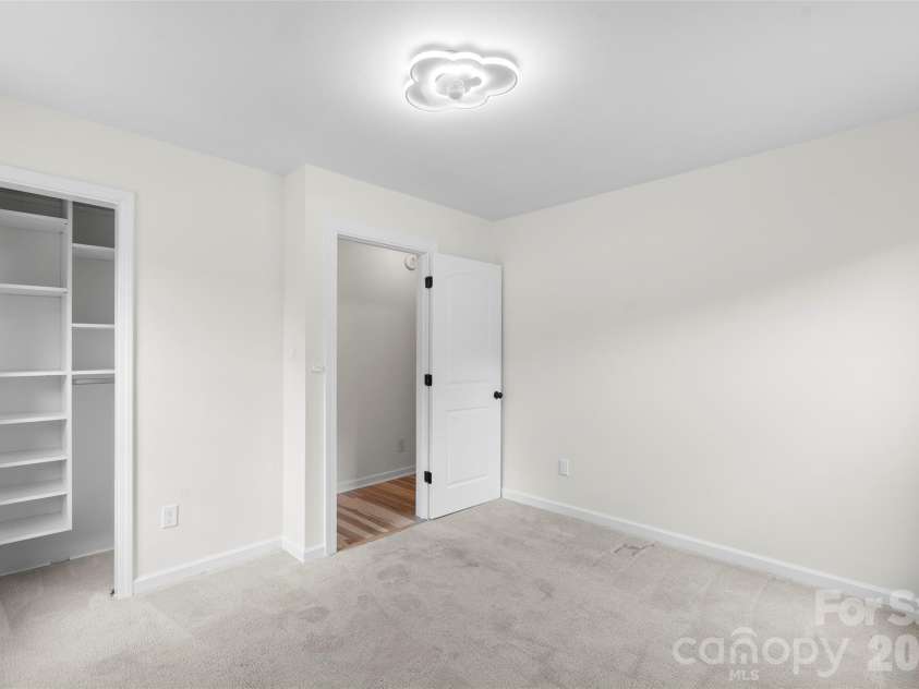 2201 Bow Brook Trail, Matthews, NC 28104.  MLS# CAR4386664, YatesRealty ID 28861. 