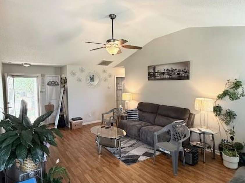 6902 Vernon Wood Lane, Charlotte, NC 28262.  MLS# CAR4266627, YatesRealty ID 28861. 