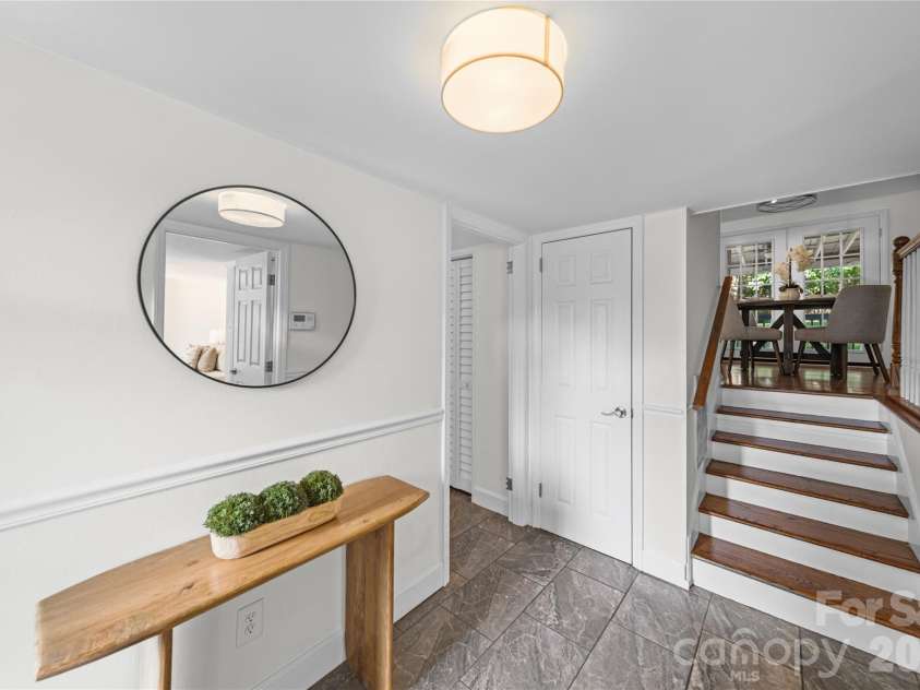 4220 Firwood Lane, Charlotte, NC 28209.  MLS# CAR4388006, YatesRealty ID 28862. 