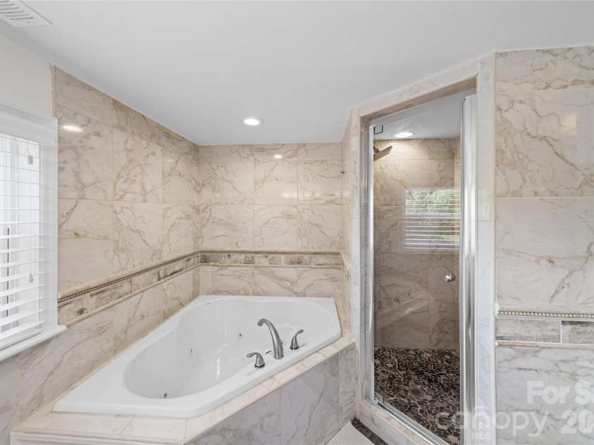 4220 Firwood Lane, Charlotte, NC 28209.  MLS# CAR4388006, YatesRealty ID 28862. 