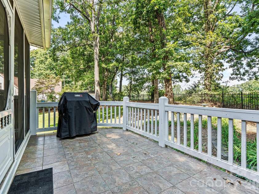 7538 Golf Course Drive, Denver, NC 28037.  MLS# CAR4375183, YatesRealty ID 28863. 