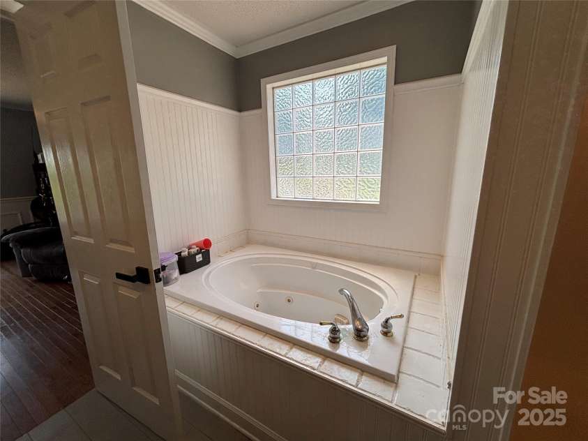 8122 Hutchison Lane, Vale, NC 28168.  MLS# CAR4270466, YatesRealty ID 28863. 