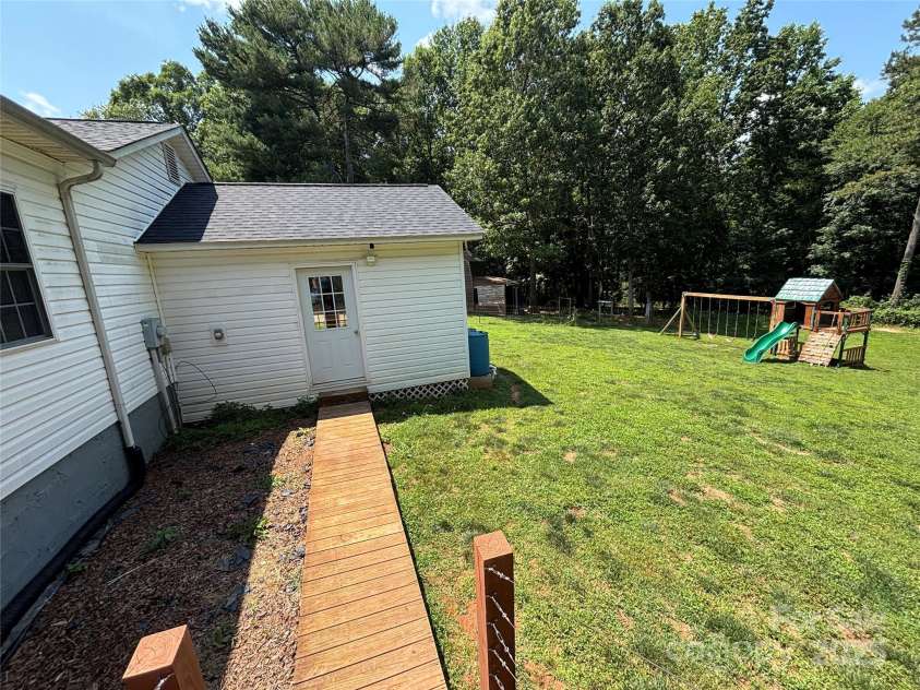 8122 Hutchison Lane, Vale, NC 28168.  MLS# CAR4270466, YatesRealty ID 28863. 