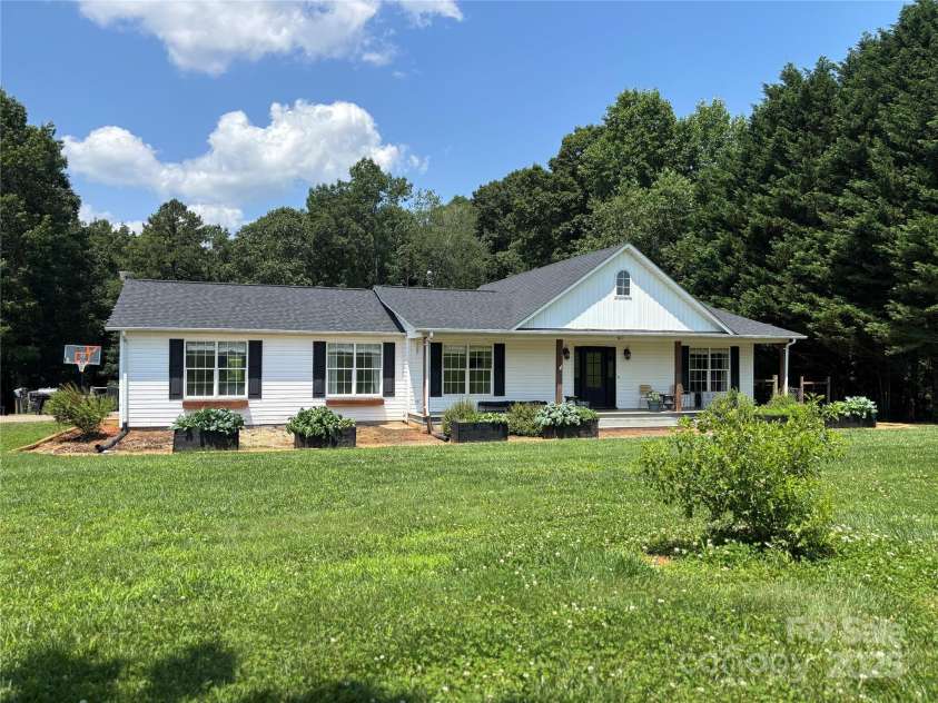 8122 Hutchison Lane, Vale, NC 28168.  MLS# CAR4270466, YatesRealty ID 28863. 