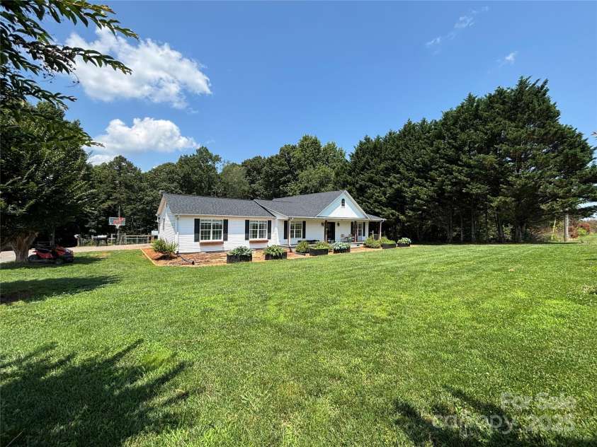 8122 Hutchison Lane, Vale, NC 28168.  MLS# CAR4270466, YatesRealty ID 28863. 