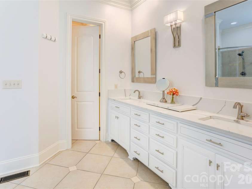 6005 Willowood Road, Kannapolis, NC 28081.  MLS# CAR4389697, YatesRealty ID 28865. Primary bath with quartz countertops