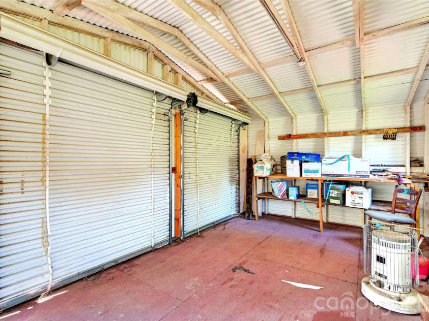 35 Second Street, Marion, NC 28752.  MLS# CAR4376895, YatesRealty ID 28866. Great exra storage space