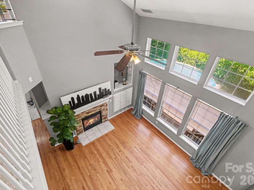 5604 Edgeweir Court, Charlotte, NC 28269.  MLS# CAR4379853, YatesRealty ID 28867. 